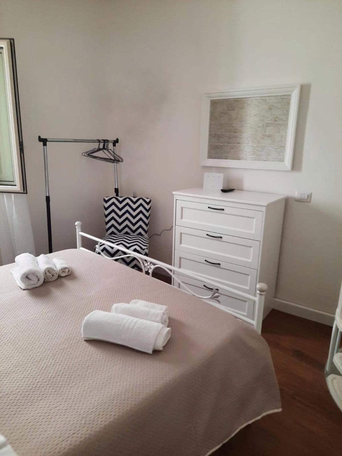 Guest House Santa Caterina Monopoli Eksteriør bilde